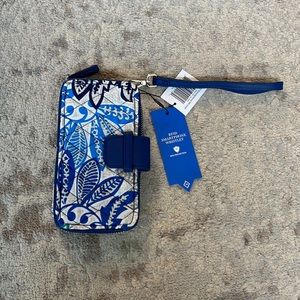 Vera Bradley wristlet